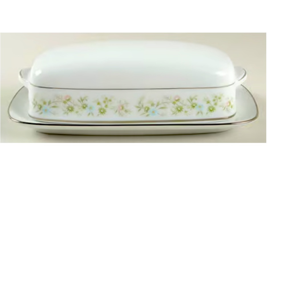 NORITAKE “Savannah” Covered Butter Dish